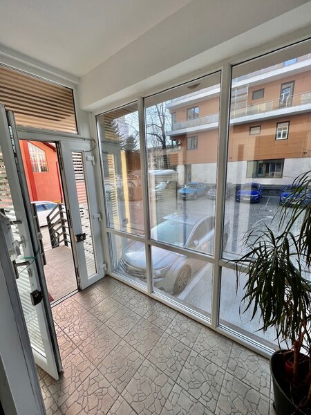 Aviatiei/ Nicolae Caramfil, spatiu de inchiriat, parcare, centrala termica